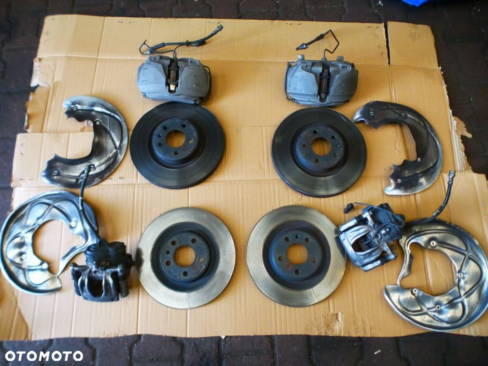 ZACISKI ZACISK HAMULCOWY BREMBO TARCZA  AUDI A5 A4 B9 8W0  gwa!!! - 1
