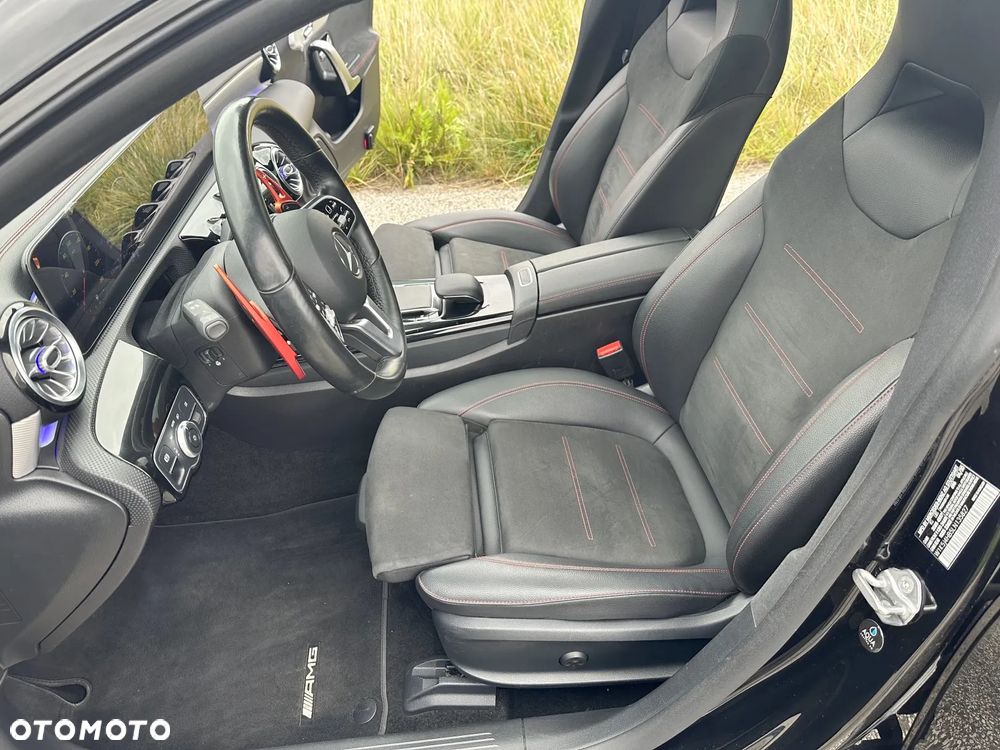 Mercedes-Benz CLA 250 4-Matic AMG Line 7G-DCT - 7