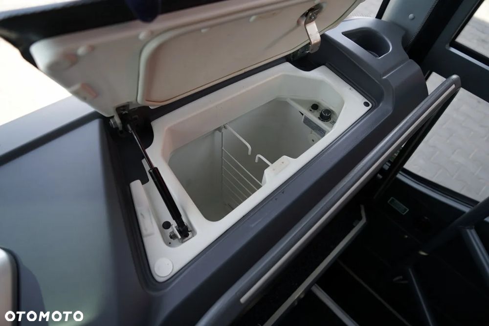 Mercedes-Benz TRAVEGO 16 RHD-M /  EURO6 / SPROWADZONY  / - 24