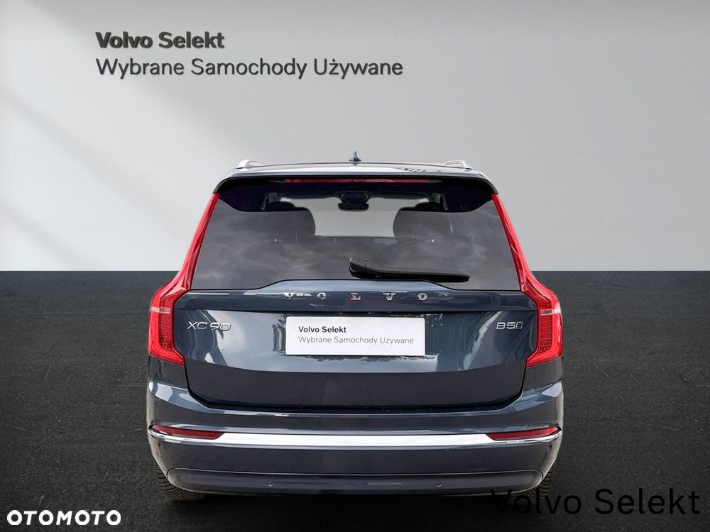 Volvo XC 90 - 9
