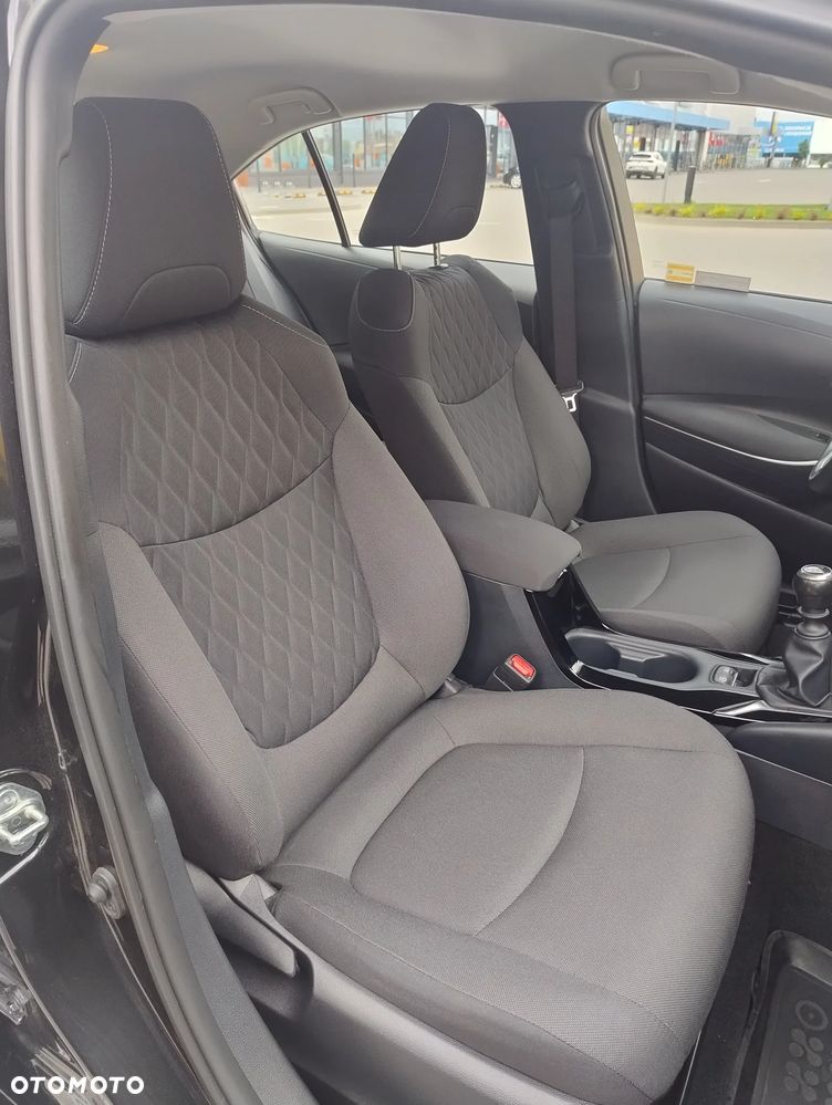 Toyota Corolla 1.5 Comfort - 24