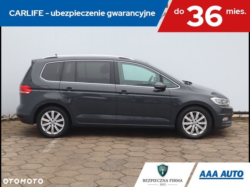 Volkswagen Touran - 7