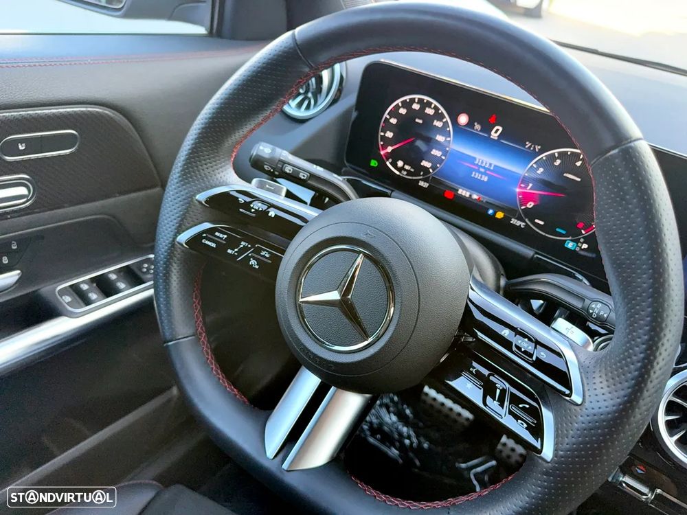 Mercedes-Benz GLA 200 AMG Line - 13