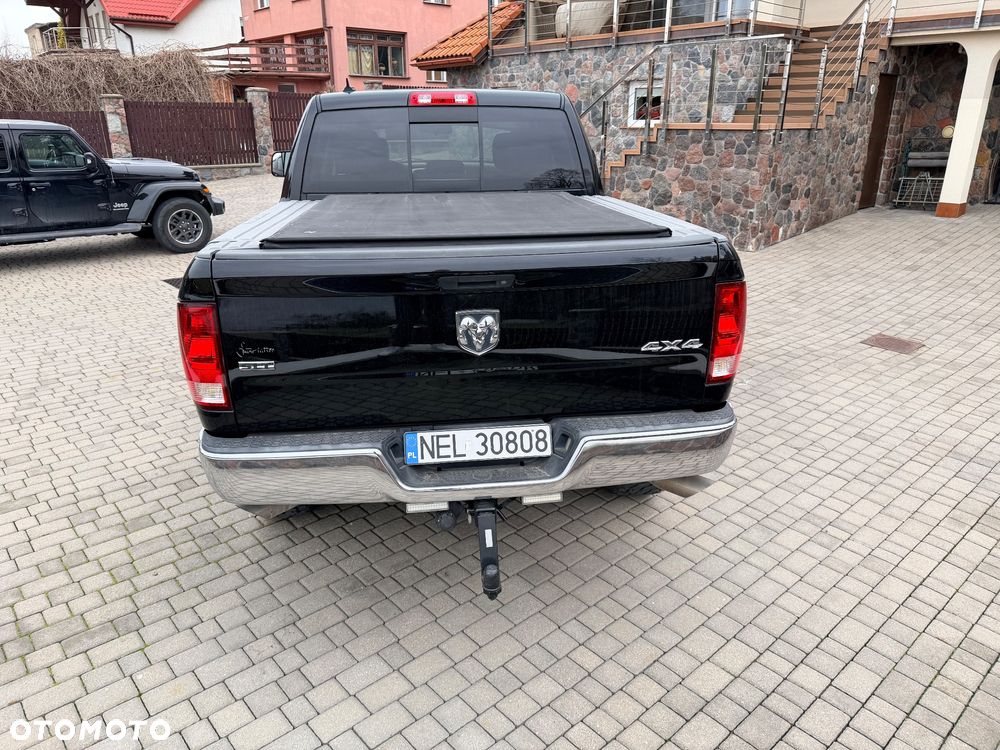 Dodge RAM - 4