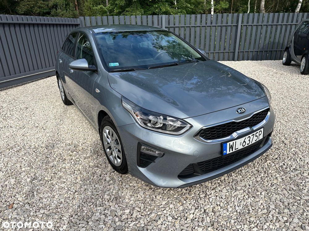 Kia Ceed 1.4 L - 6
