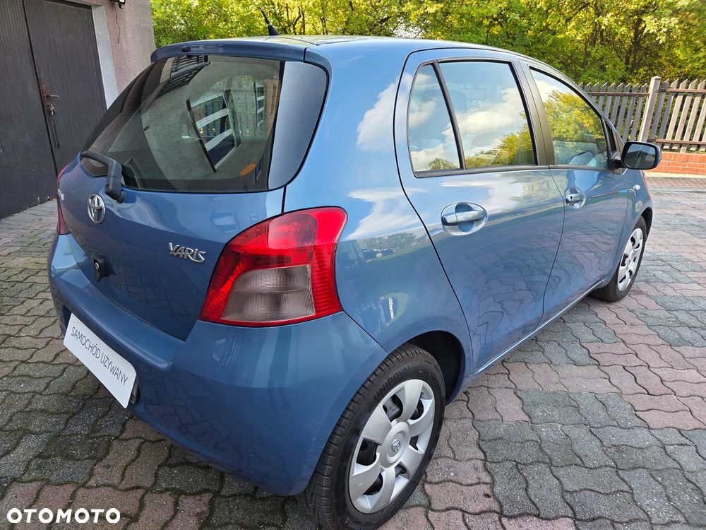 Toyota Yaris - 13