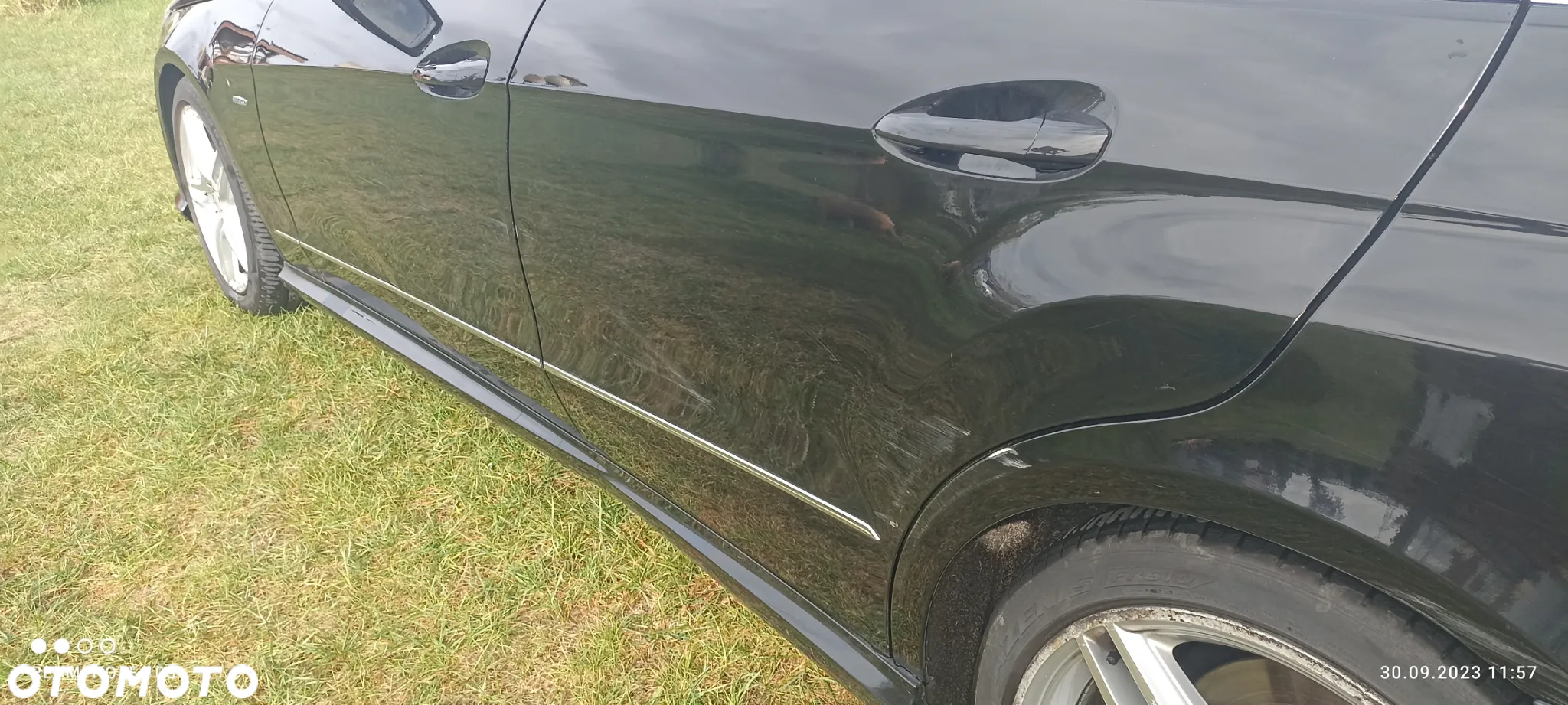 MERCEDES W212 AMG LISTWA NAKŁADKA PROGOWA 197 CZARNE - 5