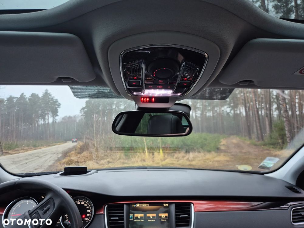 Peugeot 508 RXH BlueHDi 180 EAT6 Stop&Start - 23