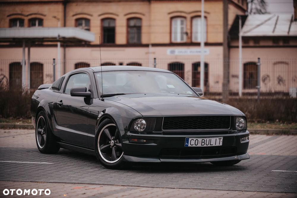 Ford Mustang - 7