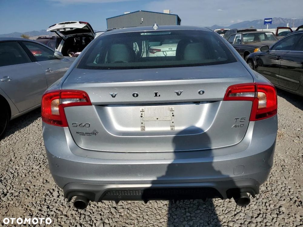 Volvo S60 - 6
