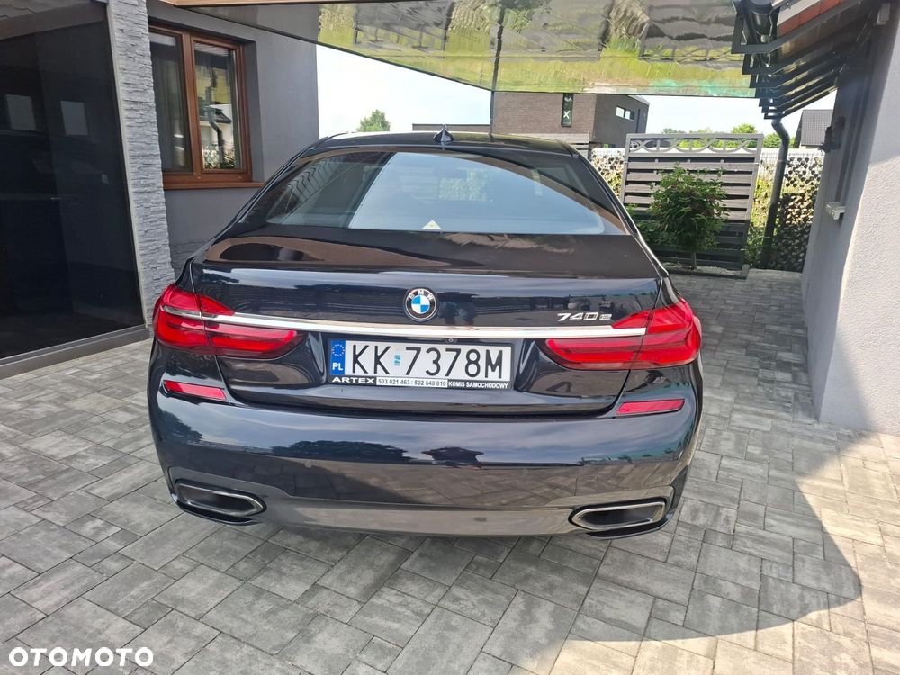 BMW Seria 7 740e iPerformance - 11