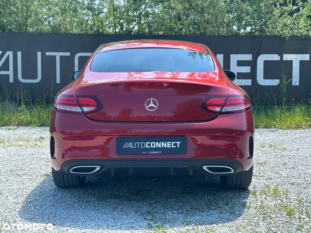 Mercedes-Benz Klasa C 300 d 9G-TRONIC - 4