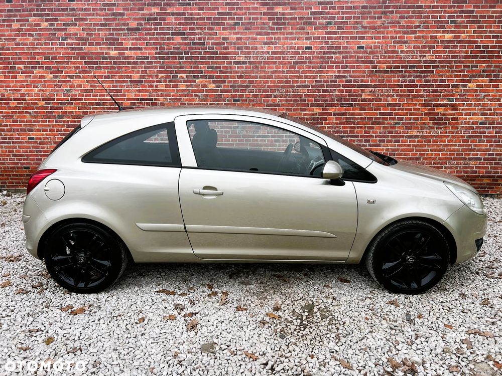 Opel Corsa 1.4 16V Enjoy - 29