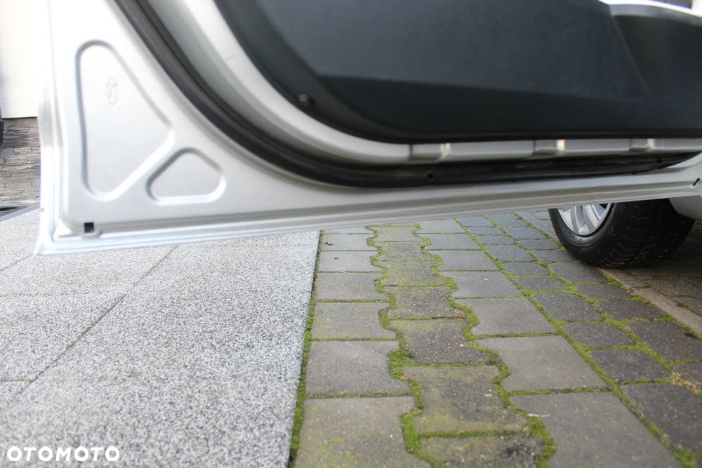 Ford Fiesta 1.25 Silver X (Trend) EU5 - 20