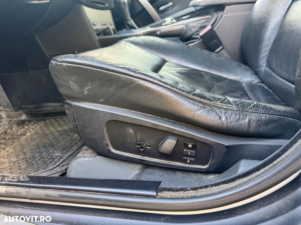 BMW Seria 5 525d Aut. - 11