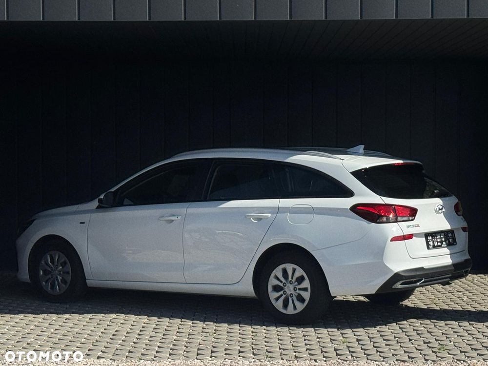Hyundai i30 1.5 T-GDI 48V Modern - 3