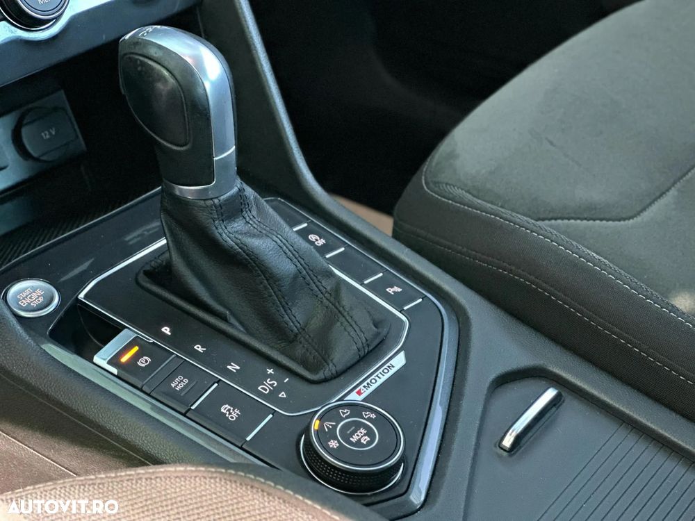 Volkswagen Tiguan - 16