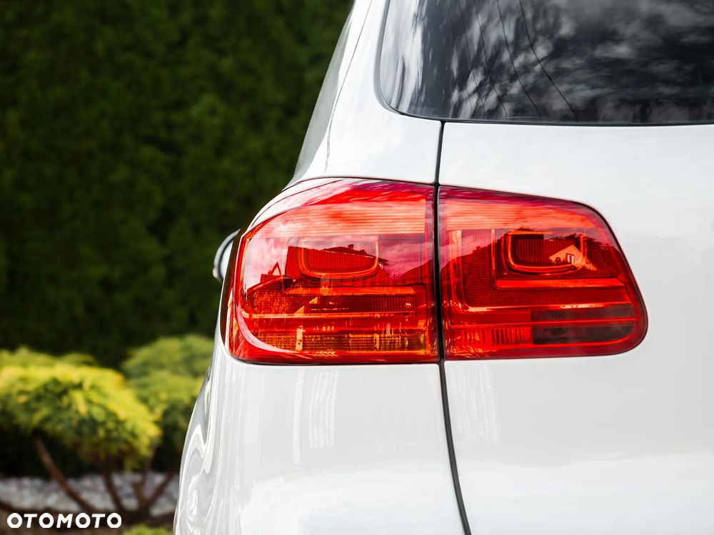 Volkswagen Tiguan 2.0 TDI DPF 4Motion BlueMotion Technology DSG Cup Track & Style - 37