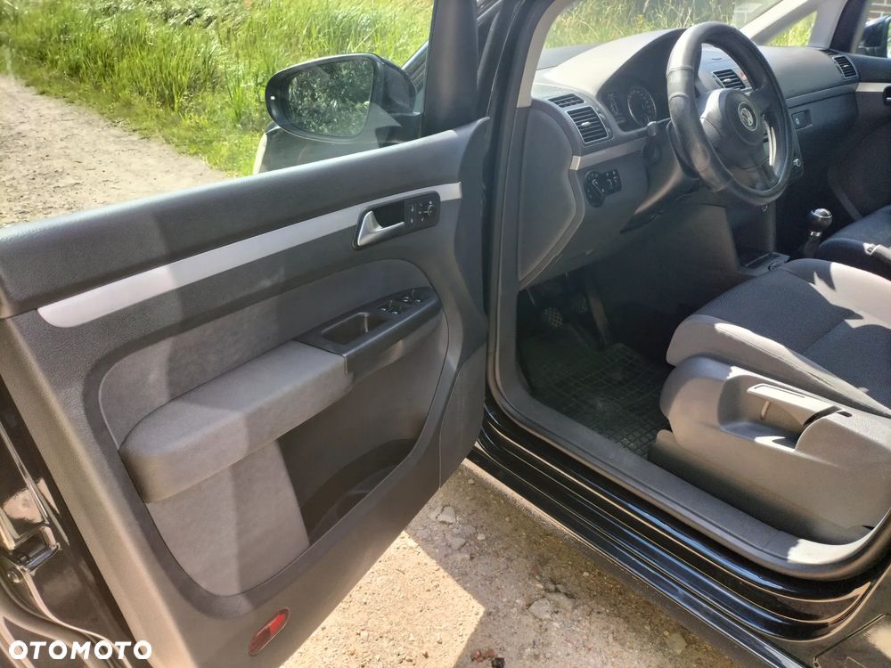 Volkswagen Touran 1.6 TDI DPF Comfortline Perfectline - 8