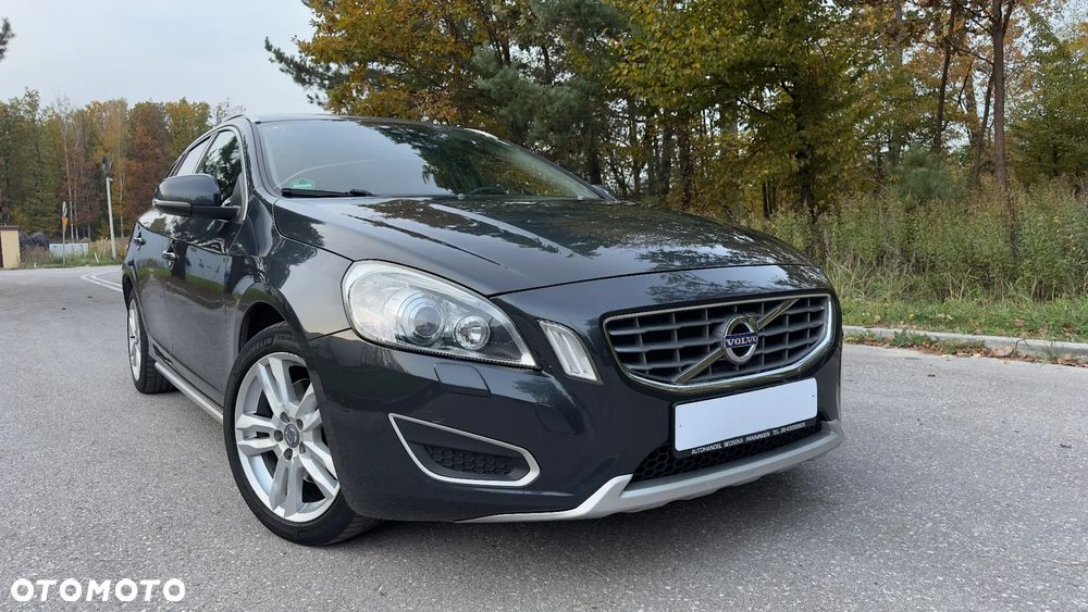 Volvo V60 D3 Momentum - 1