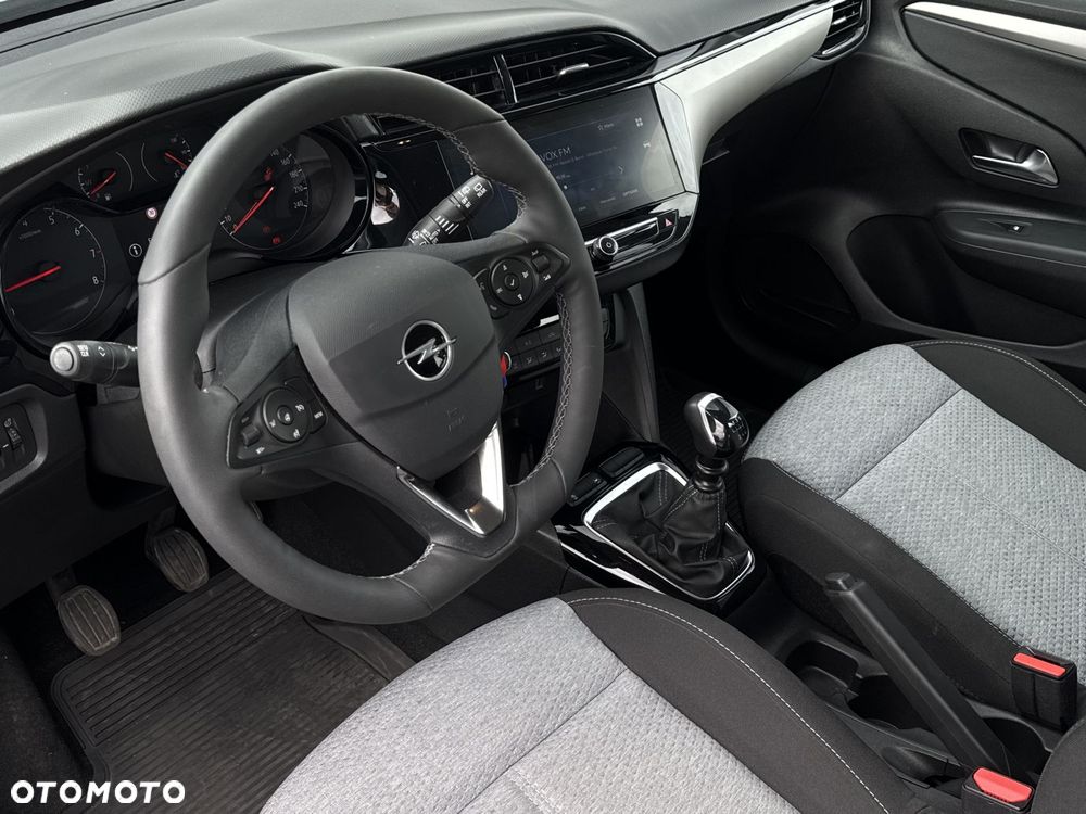 Opel Corsa 1.2 T Edition S&S - 9