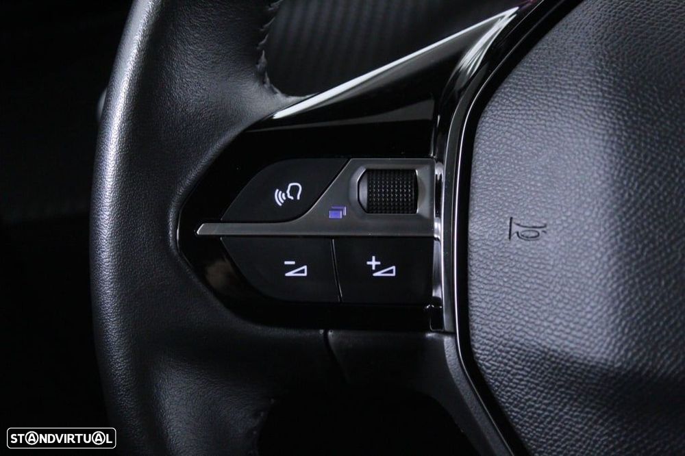 Peugeot 2008 1.2 PureTech Active - 22