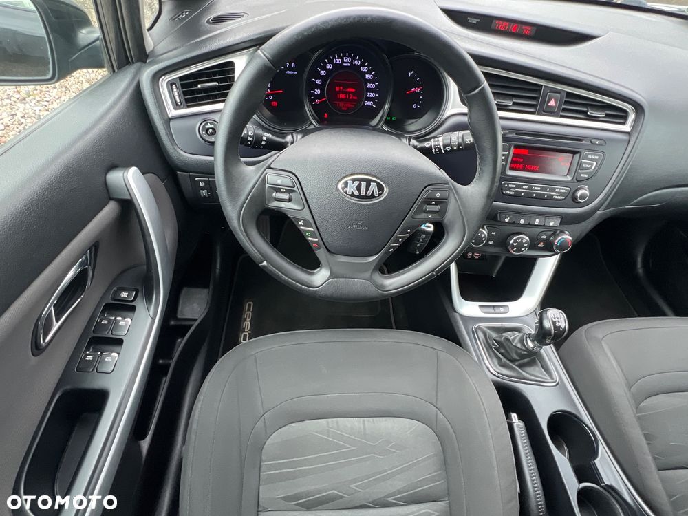 Kia Ceed 1.4 Vision - 23