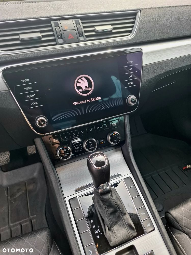Skoda Superb 2.0 TDI Ambition DSG7 - 9