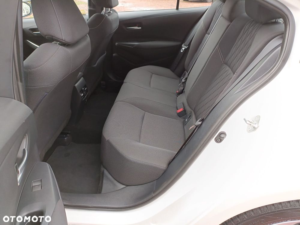 Toyota Corolla - 11