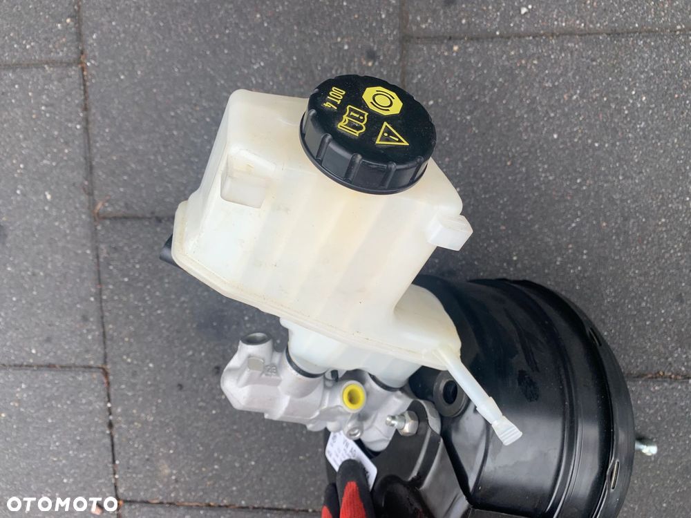 SERWO POMPA HAMULCOWA AUDI Q2 81A 5Q2614105CN - 6