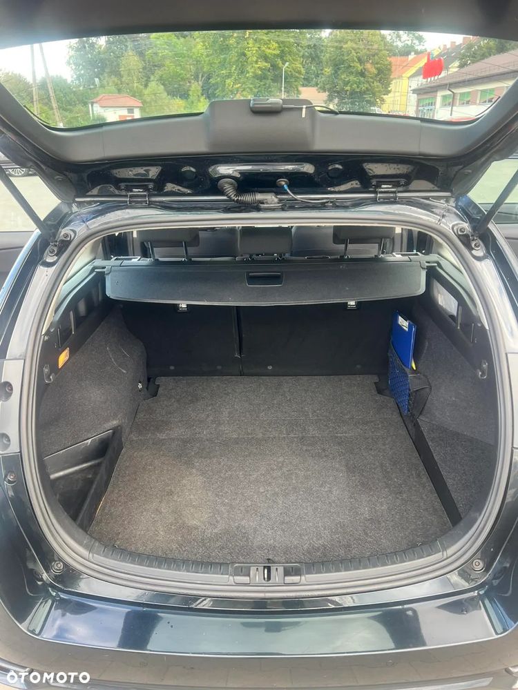 Toyota Auris 1.8 HSD Luna - 15