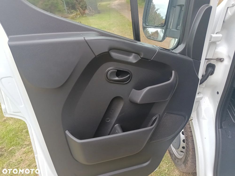 Renault Master - 11