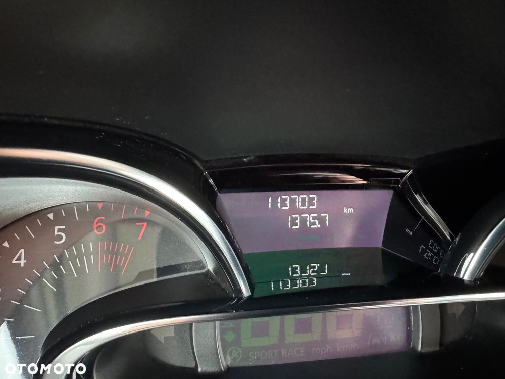 Renault Clio - 33