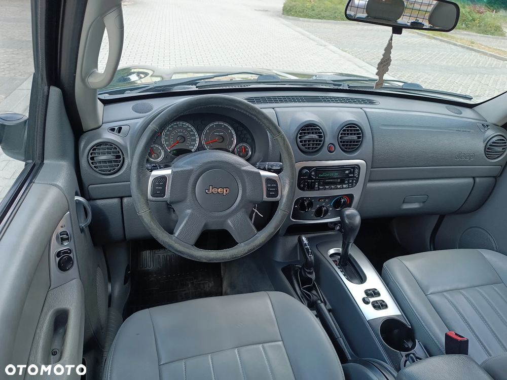 Jeep Cherokee 3.7 Automatik Limited - 14