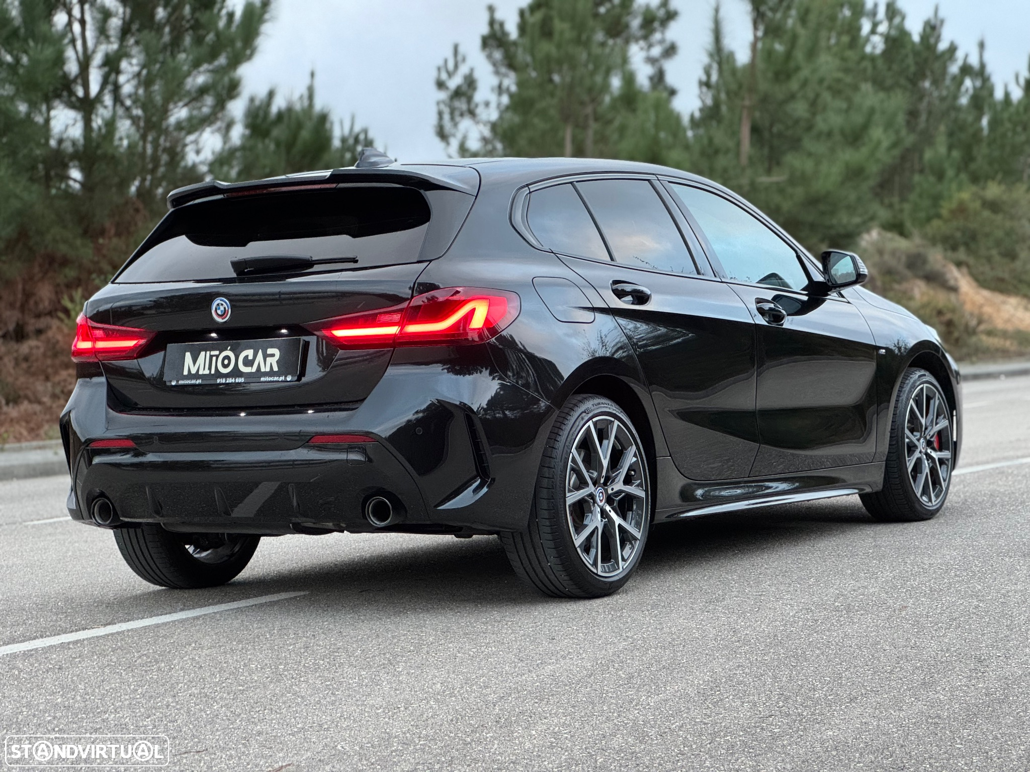 BMW 116 d Pack 50 anos M Auto - 21