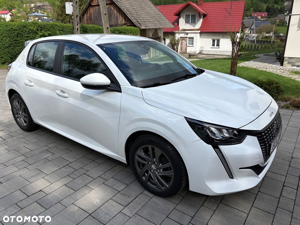 Peugeot 208 - 5