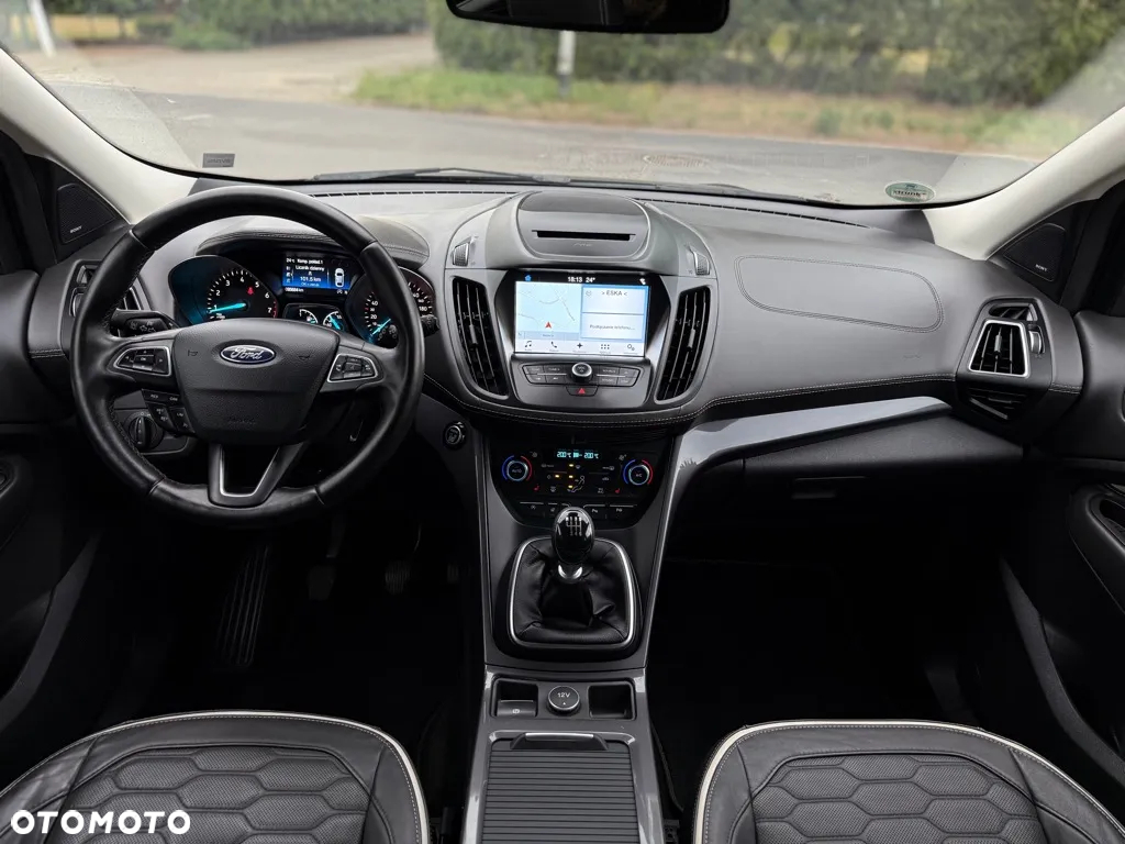 Ford Kuga 1.5 EcoBoost 2x4 Vignale - 31