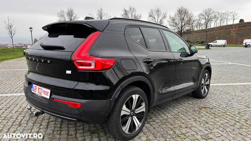 Volvo XC 40 T4 Recharge DKG Ultimate Dark - 3
