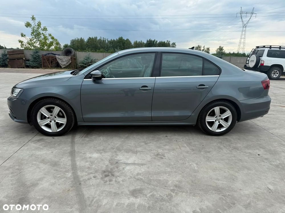 Volkswagen Jetta 1.4 TSI BMT Highline - 11