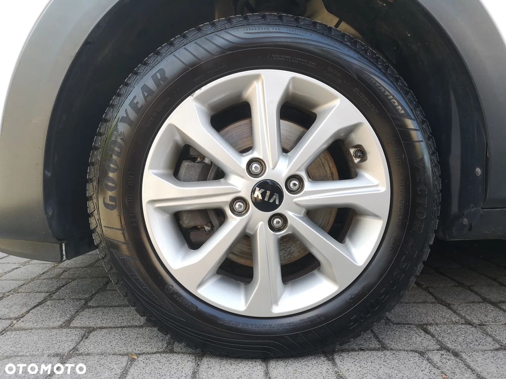 Kia Stonic 1.2 L - 29