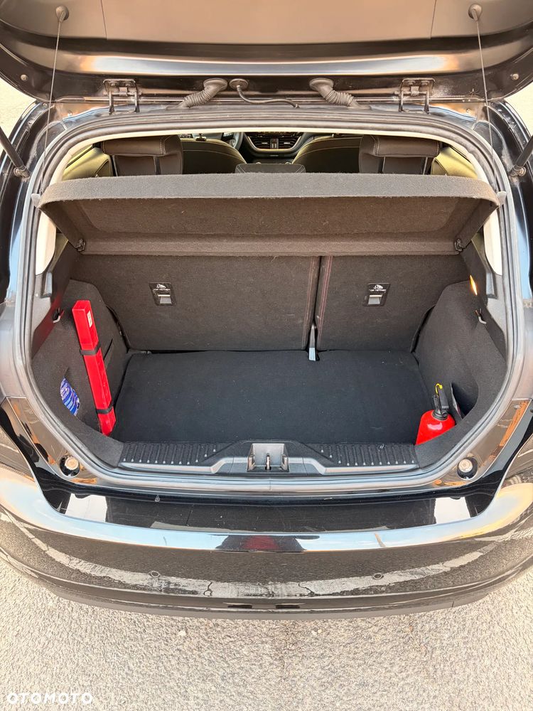 Ford Fiesta 1.0 EcoBoost Titanium - 17