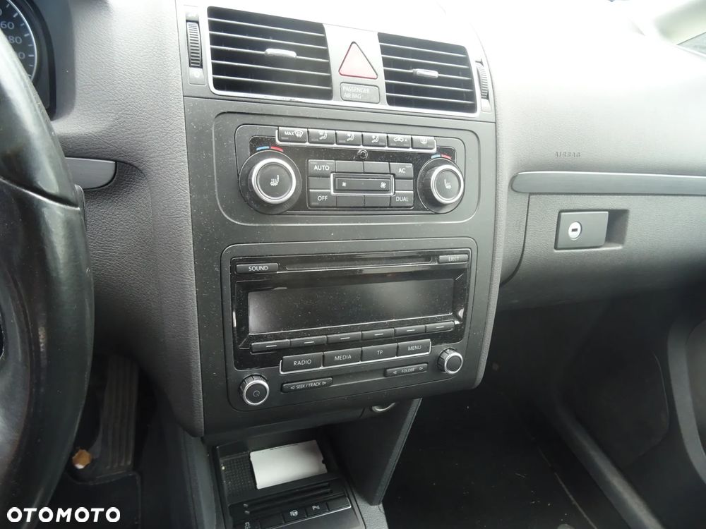 Vw Touran 2011 na części maska klapa zderzak błotnik drzwi - 7