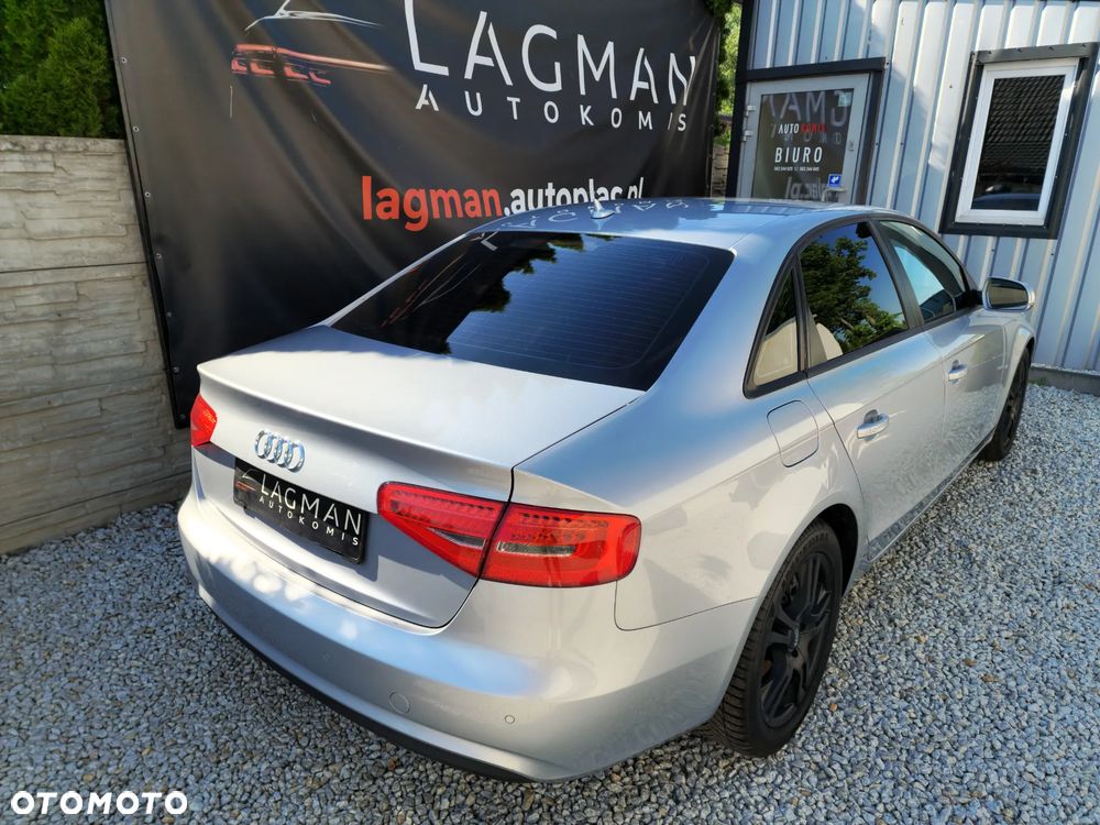 Audi A4 Limousine - 6