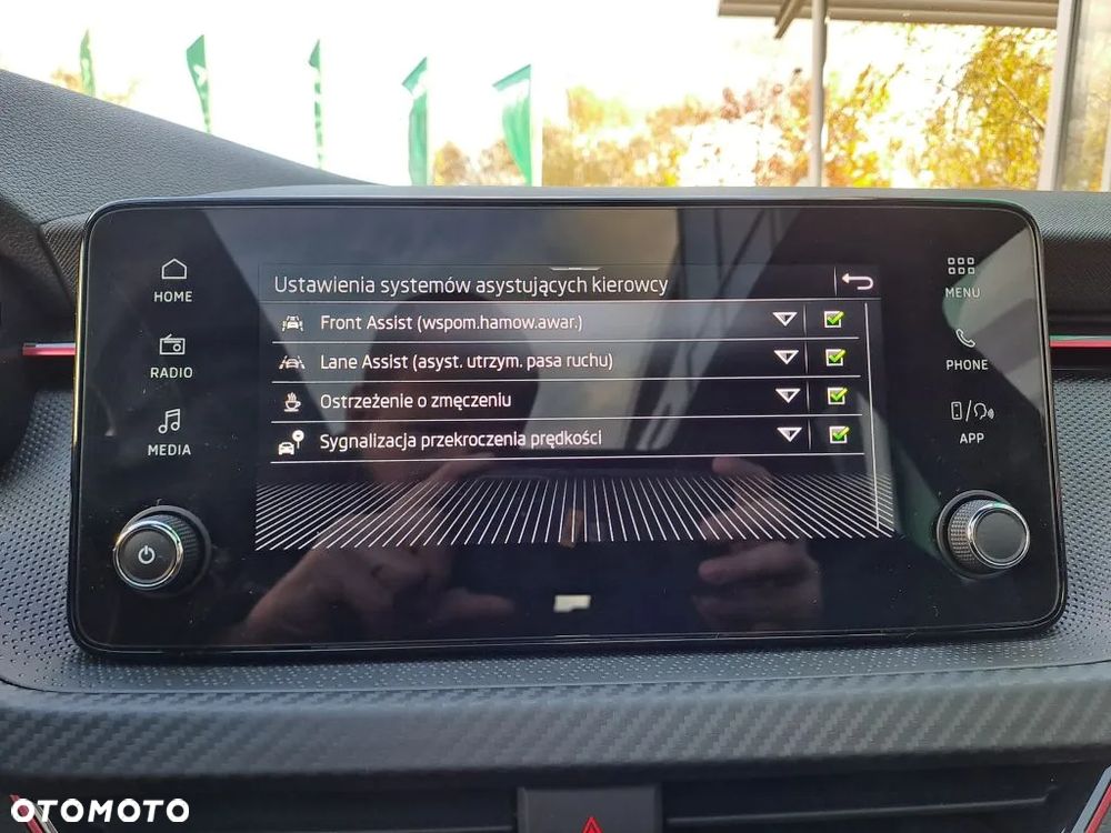 Skoda Kamiq 1.5 TSI Monte Carlo DSG - 13