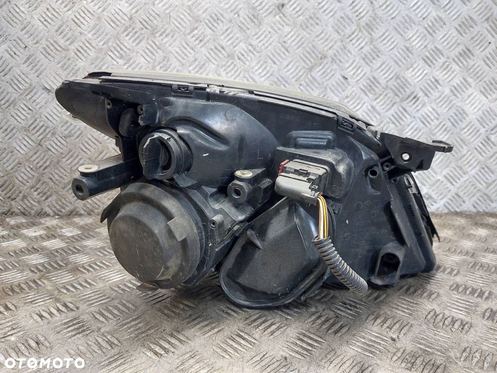 LAMPA LEWY PRZÓD OPEL VECTRA C - 5