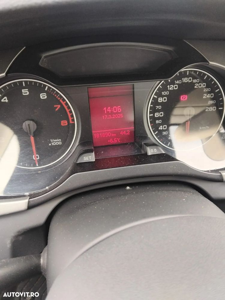 Dezmembrez Audi A4 B8 an 2010 Motor 2.0 TFSI CDNC Automat - 5