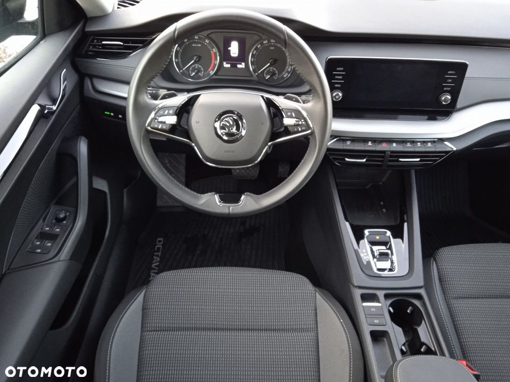 Skoda Octavia - 8