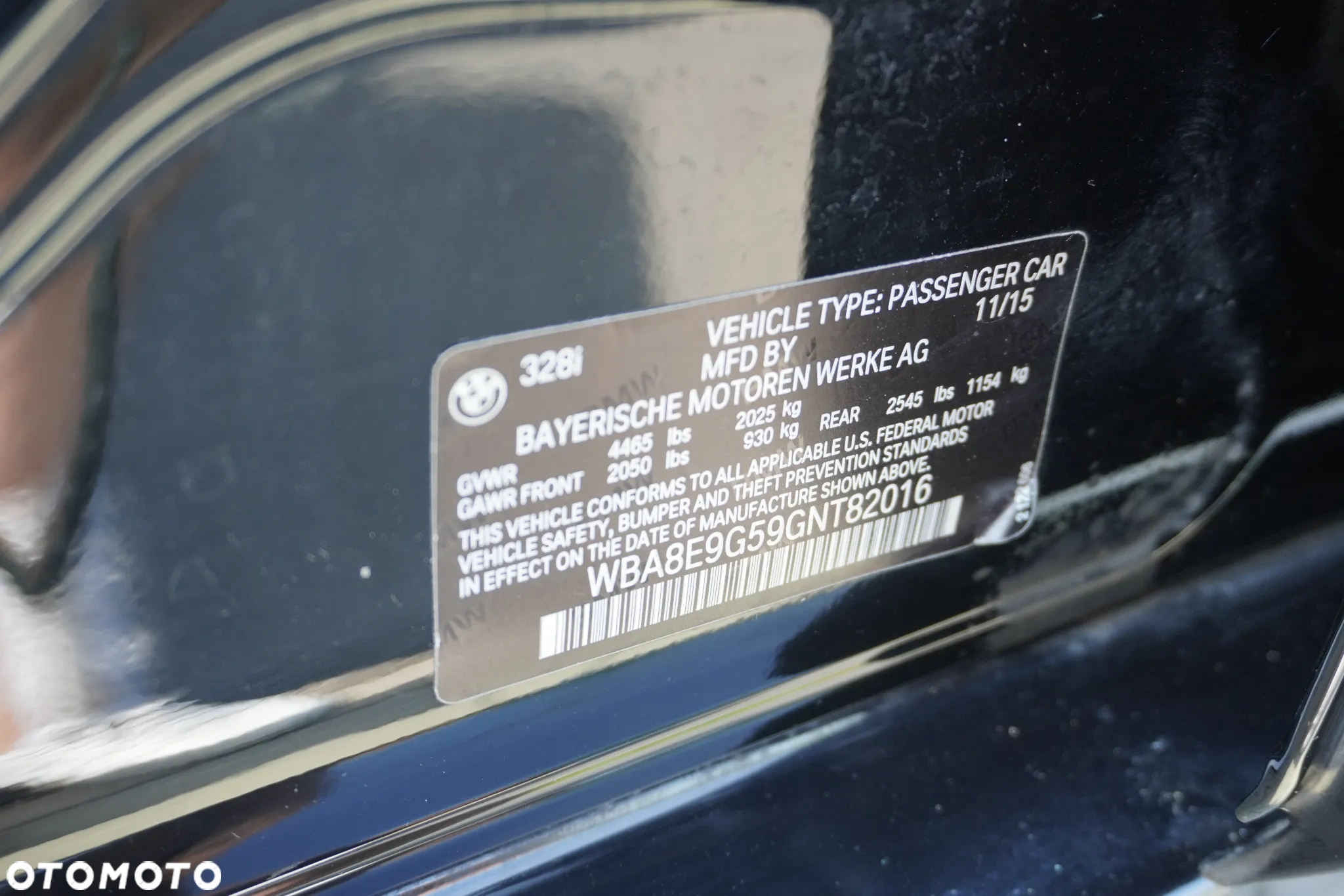 BMW Seria 3 328i Sport Line - 35