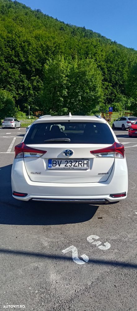 TOYOTA Auris 2018 — imagine 4