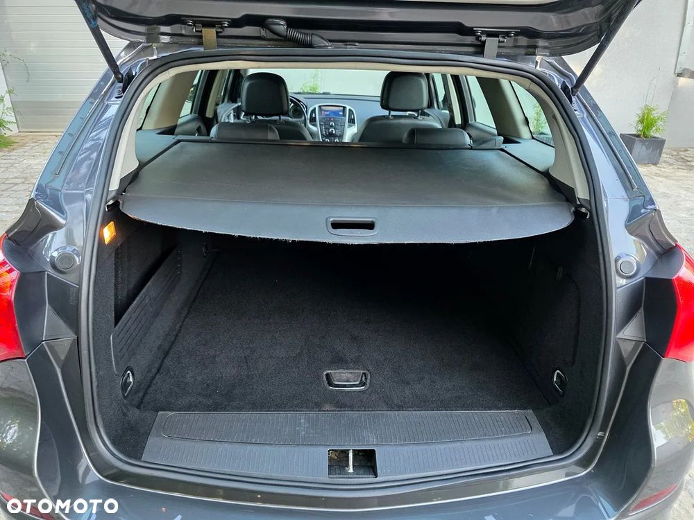 Opel Astra 1.4 T Cosmo - 8